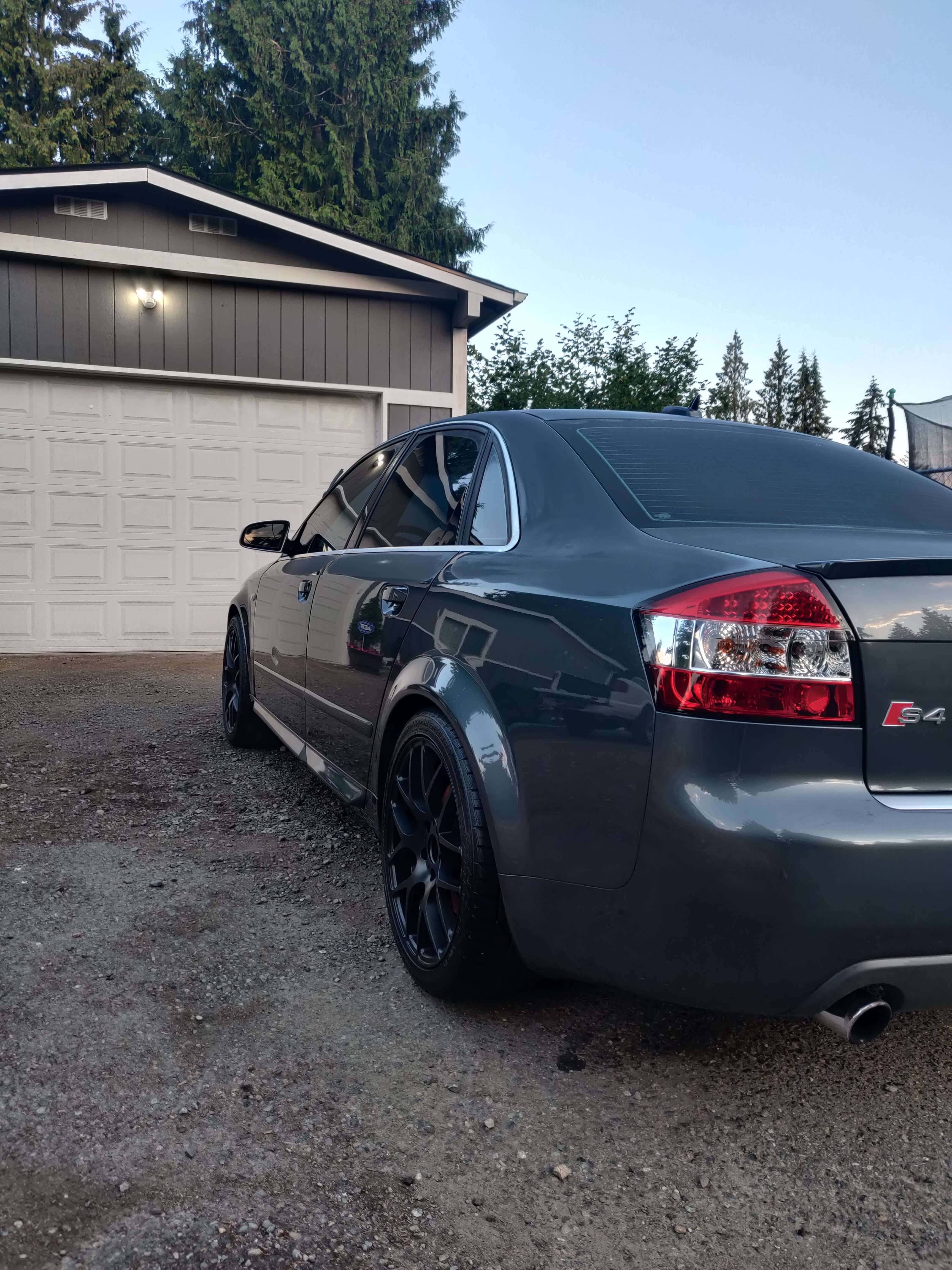 Audi S4 with a fresh 1 year coating and polish